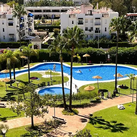 Flat -Puerto Banus -6 A 8 Persons-Pool-Parking Apartment Marbella Exterior photo